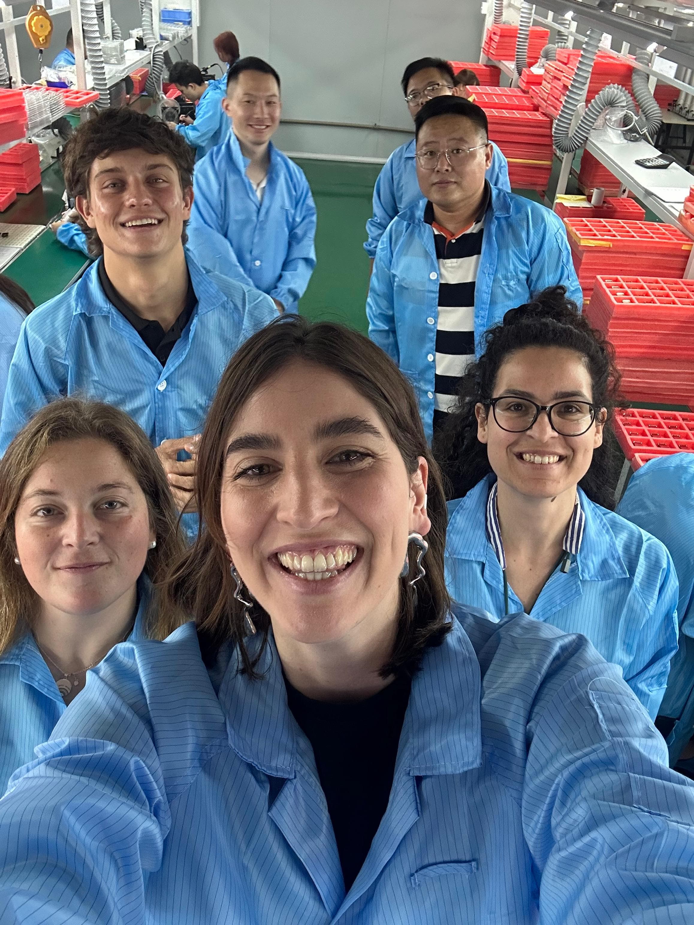 Equipo Nihao en visita empresarial